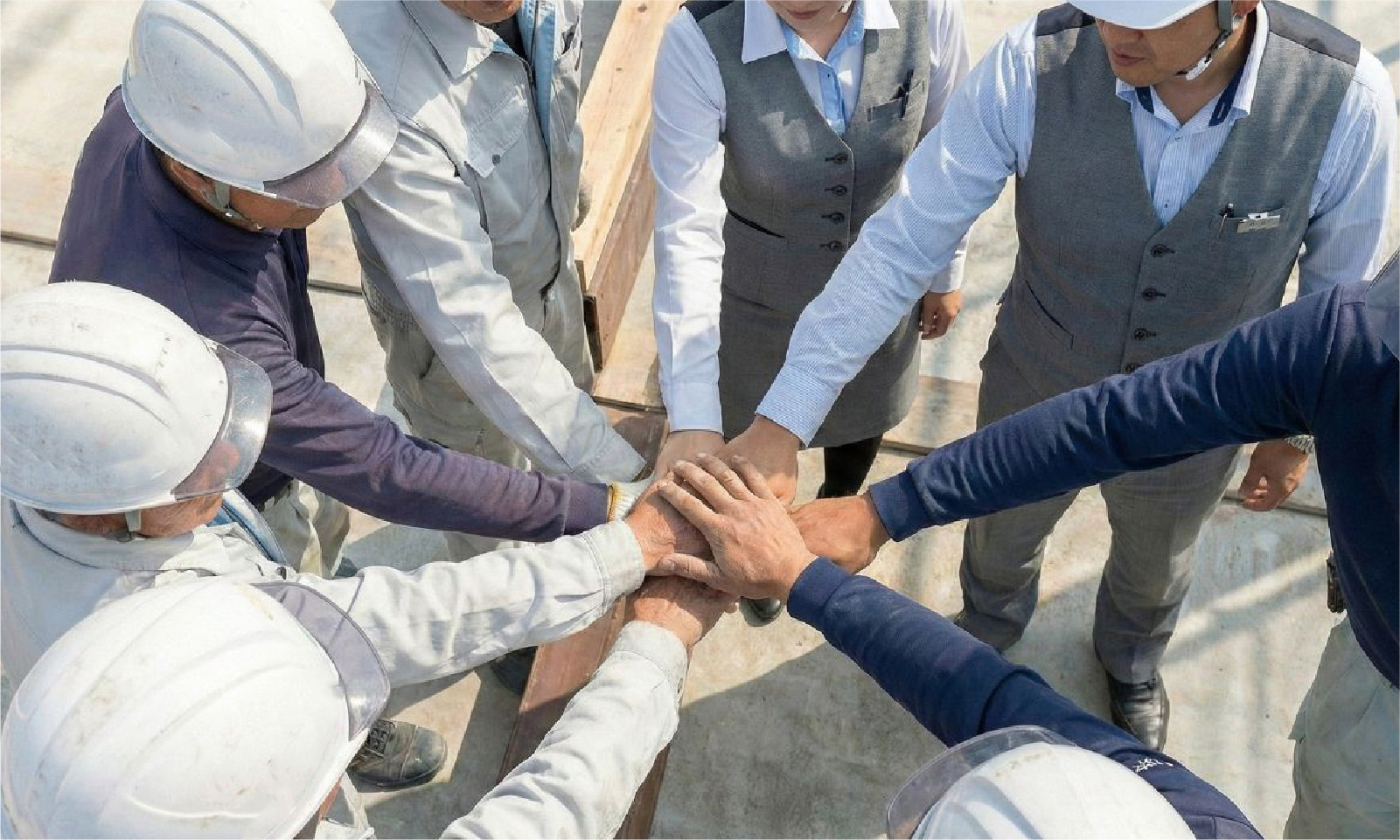 共同金融事業
